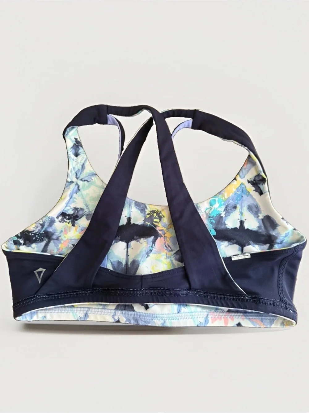 Ivivva by Lululemon blue/white racer back reversible sports bra size 10/12